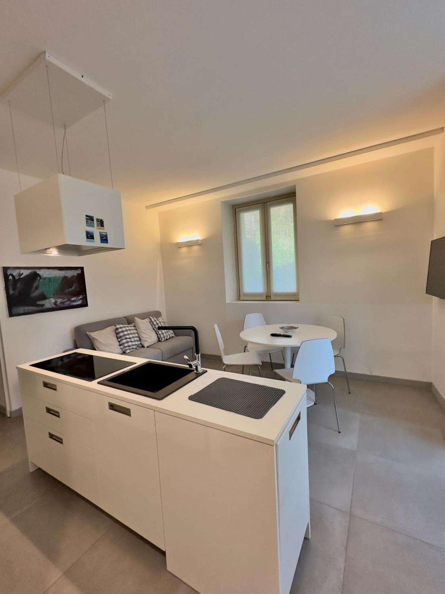 Residence Matilde Oliveto Lario Buitenkant foto