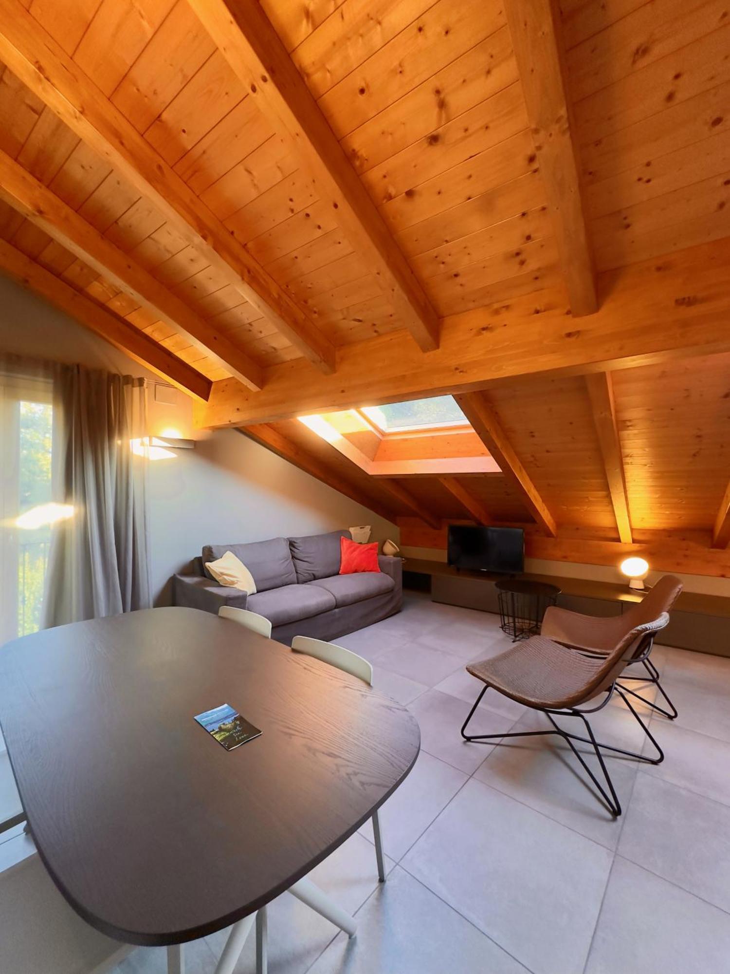 Residence Matilde Oliveto Lario Buitenkant foto