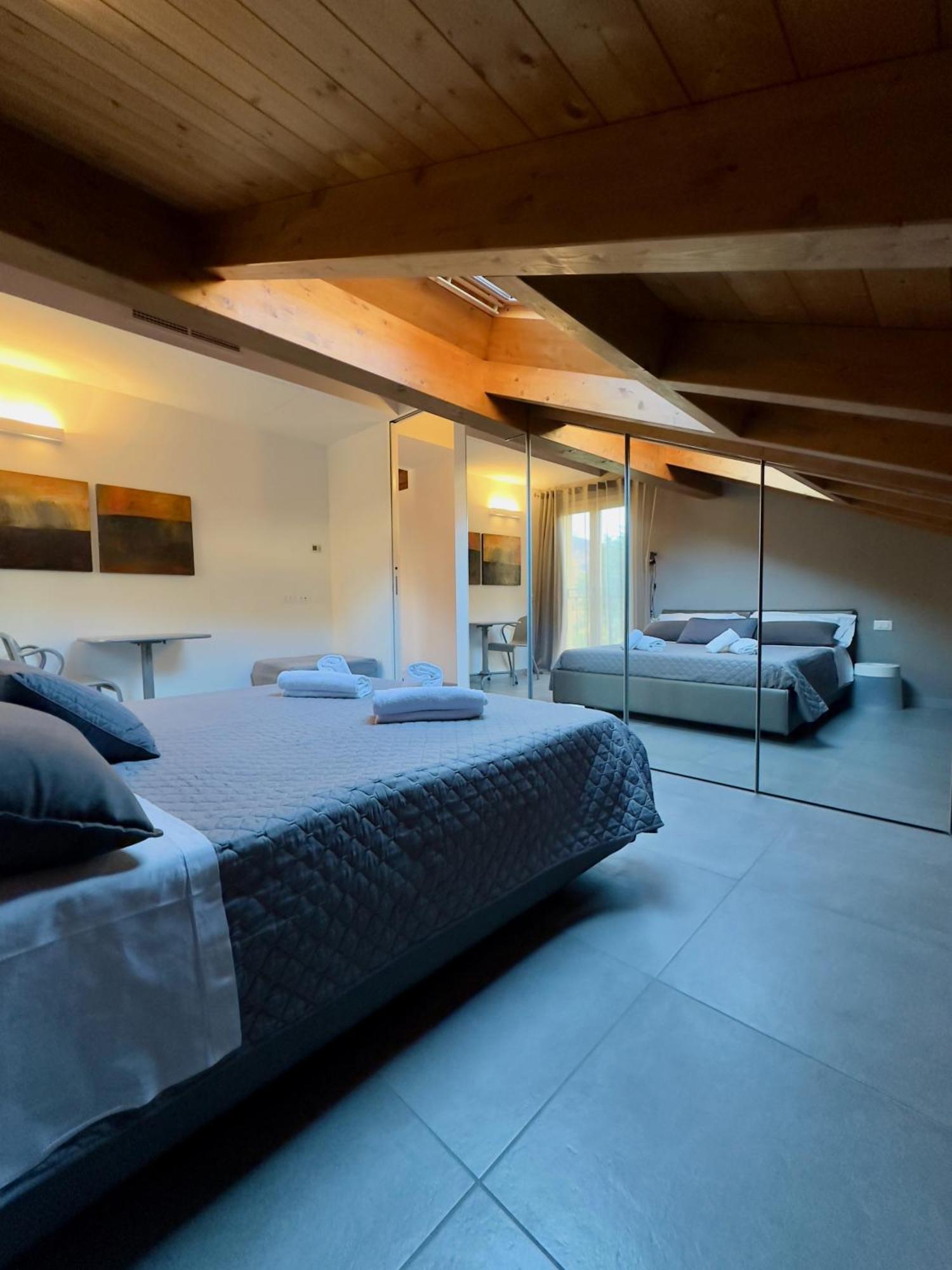 Residence Matilde Oliveto Lario Buitenkant foto